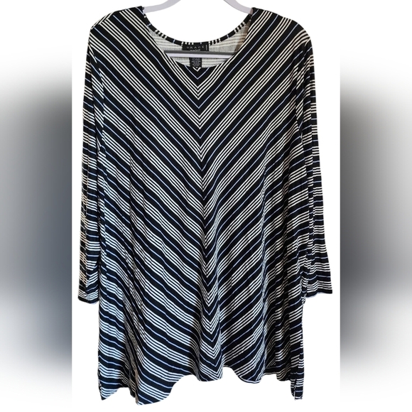 Grace The Perfect Fit Tunic Top Women's 3X NWT Black/Blue/White - Picture 1 of 7